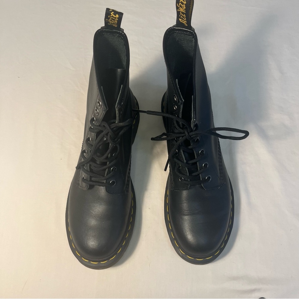 Dr. Martens 1460 Women’s Boots